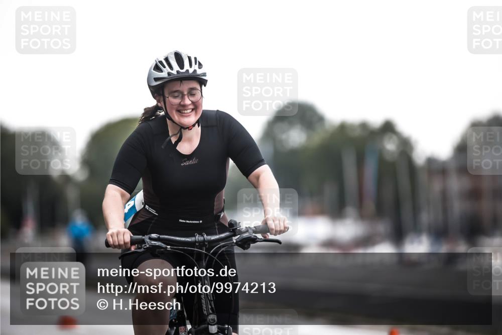 16.08.2026 - KN Förde Triathlon 2026 H.Heesch http://msf.ph/oto/9974213 16.08.2026 10:21:25 Radfahren  meine-sportfotos.de