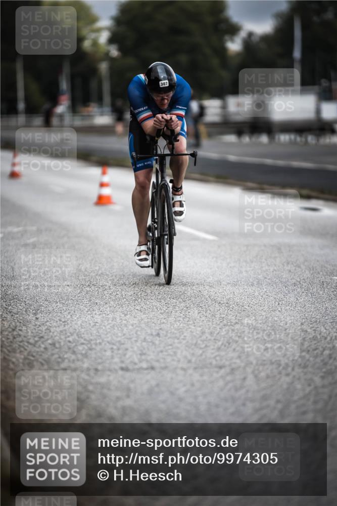 16.08.2026 - KN Förde Triathlon 2026 H.Heesch http://msf.ph/oto/9974305 16.08.2026 10:59:44 Radfahren 307, 318 meine-sportfotos.de