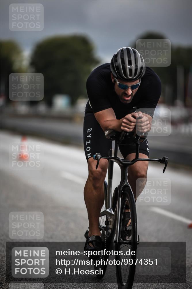16.08.2026 - KN Förde Triathlon 2026 H.Heesch http://msf.ph/oto/9974351 16.08.2026 11:00:47 Radfahren 221, 308, 312 meine-sportfotos.de