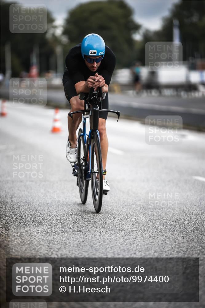 16.08.2026 - KN Förde Triathlon 2026 H.Heesch http://msf.ph/oto/9974400 16.08.2026 11:01:19 Radfahren 330 meine-sportfotos.de