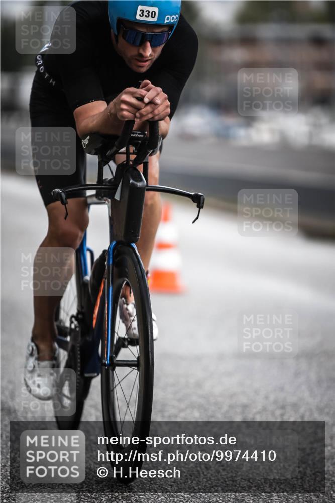 16.08.2026 - KN Förde Triathlon 2026 H.Heesch http://msf.ph/oto/9974410 16.08.2026 11:01:20 Radfahren 330 meine-sportfotos.de