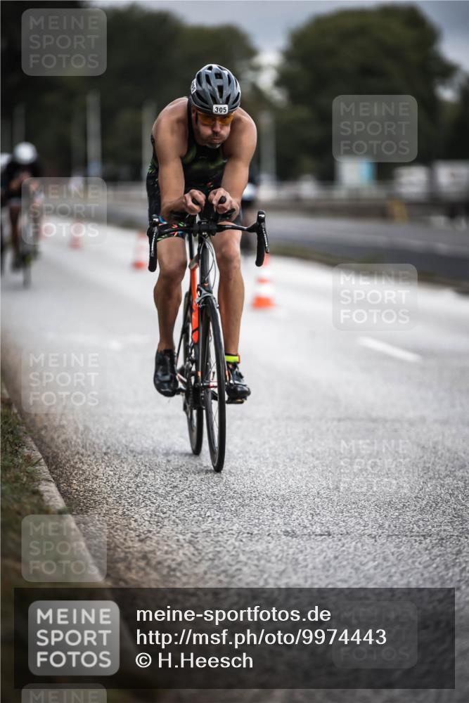 16.08.2026 - KN Förde Triathlon 2026 H.Heesch http://msf.ph/oto/9974443 16.08.2026 11:01:50 Radfahren 305, 309, 313, 318 meine-sportfotos.de