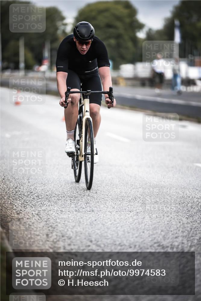 16.08.2026 - KN Förde Triathlon 2026 H.Heesch http://msf.ph/oto/9974583 16.08.2026 11:02:58 Radfahren 221, 312, 337, 341, 373 meine-sportfotos.de