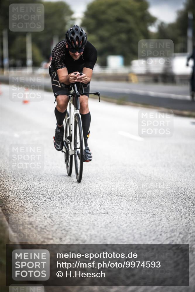 16.08.2026 - KN Förde Triathlon 2026 H.Heesch http://msf.ph/oto/9974593 16.08.2026 11:03:27 Radfahren 323 meine-sportfotos.de