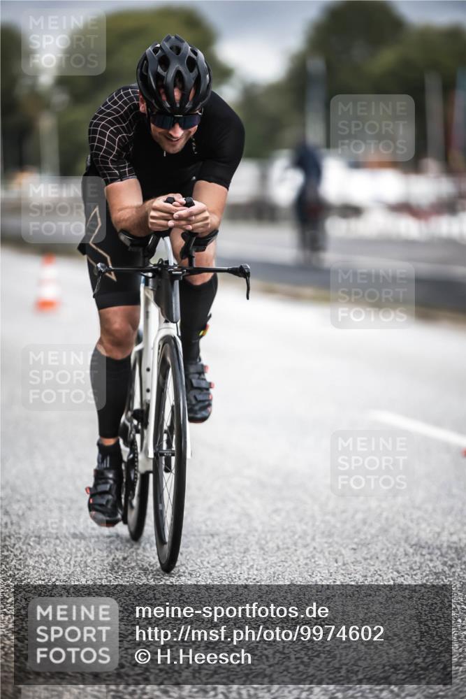 16.08.2026 - KN Förde Triathlon 2026 H.Heesch http://msf.ph/oto/9974602 16.08.2026 11:03:27 Radfahren 323 meine-sportfotos.de