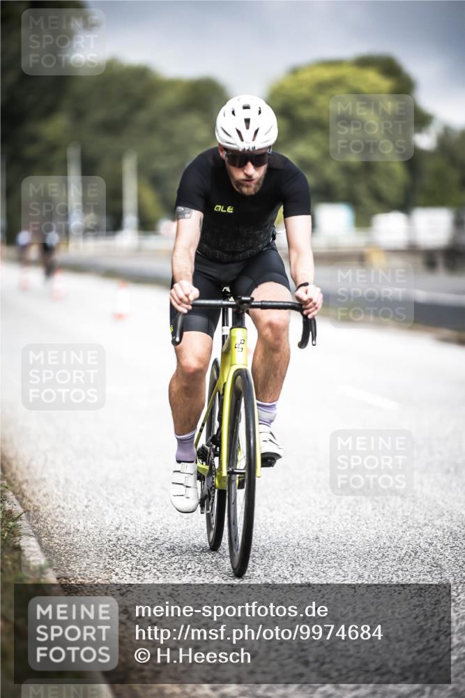 16.08.2026 - KN Förde Triathlon 2026 H.Heesch http://msf.ph/oto/9974684 16.08.2026 11:04:18 Radfahren 309, 329, 340 meine-sportfotos.de