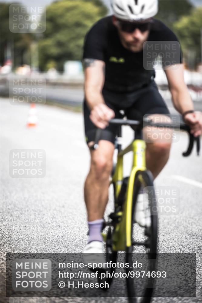 16.08.2026 - KN Förde Triathlon 2026 H.Heesch http://msf.ph/oto/9974693 16.08.2026 11:04:19 Radfahren 309, 329, 331, 340 meine-sportfotos.de