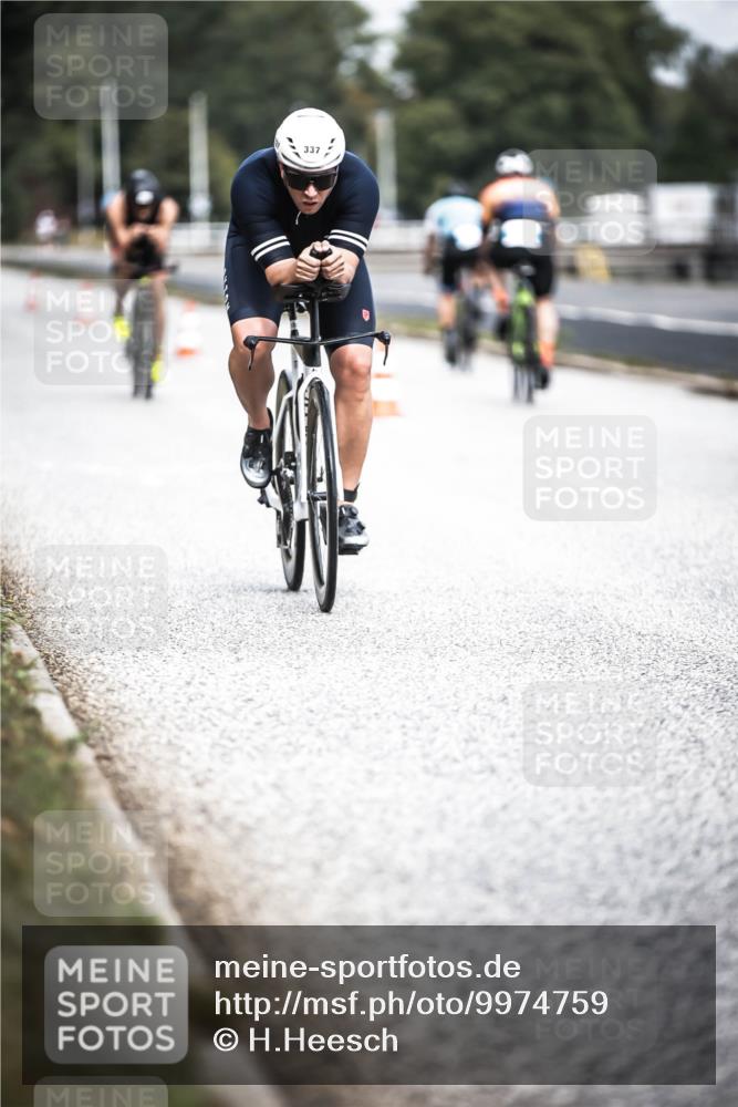 16.08.2026 - KN Förde Triathlon 2026 H.Heesch http://msf.ph/oto/9974759 16.08.2026 11:05:05 Radfahren 328, 337, 358, 373 meine-sportfotos.de