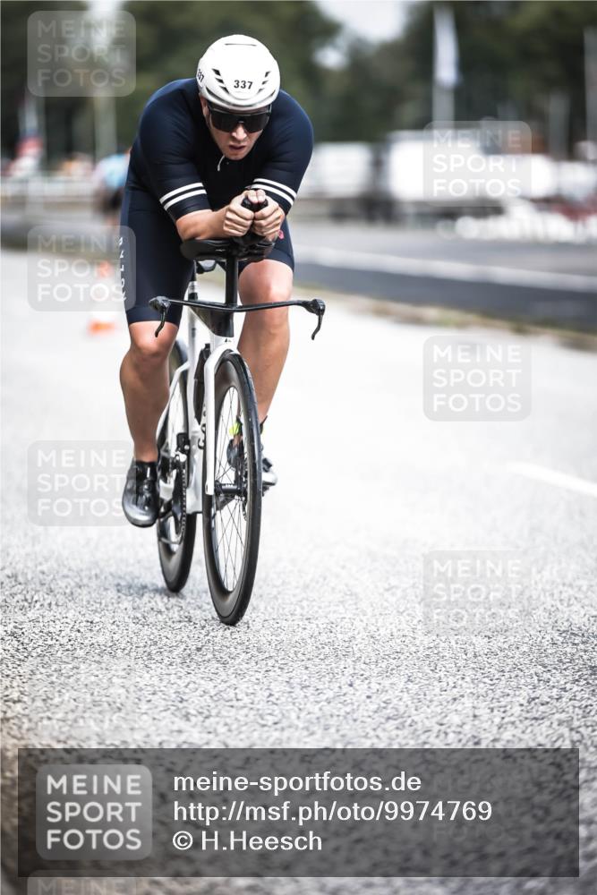 16.08.2026 - KN Förde Triathlon 2026 H.Heesch http://msf.ph/oto/9974769 16.08.2026 11:05:05 Radfahren 328, 337, 358, 373 meine-sportfotos.de