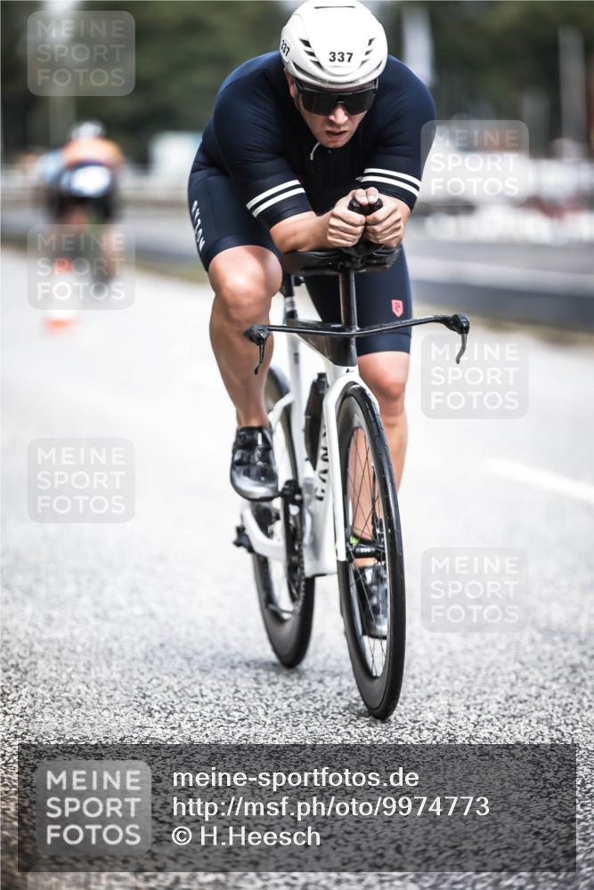 16.08.2026 - KN Förde Triathlon 2026 H.Heesch http://msf.ph/oto/9974773 16.08.2026 11:05:05 Radfahren 328, 337, 358, 373 meine-sportfotos.de