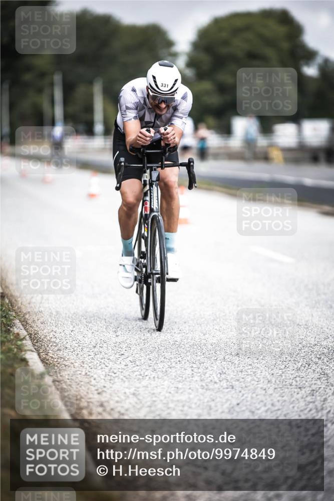 16.08.2026 - KN Förde Triathlon 2026 H.Heesch http://msf.ph/oto/9974849 16.08.2026 11:06:37 Radfahren 331 meine-sportfotos.de