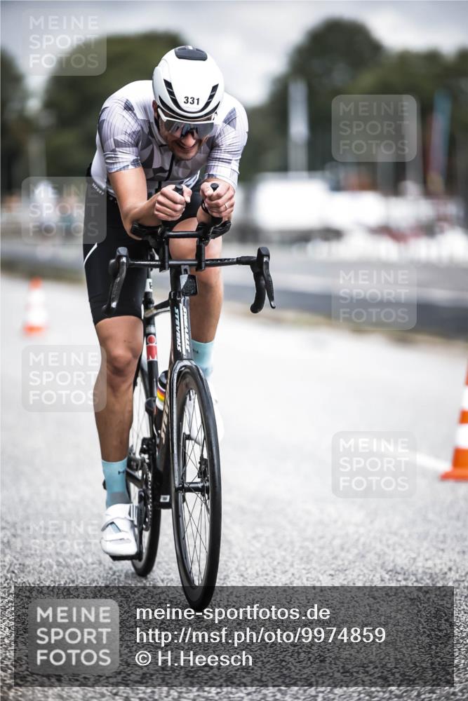 16.08.2026 - KN Förde Triathlon 2026 H.Heesch http://msf.ph/oto/9974859 16.08.2026 11:06:37 Radfahren 331 meine-sportfotos.de