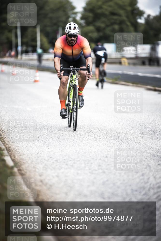 16.08.2026 - KN Förde Triathlon 2026 H.Heesch http://msf.ph/oto/9974877 16.08.2026 11:07:19 Radfahren 302, 304, 306, 322, 328, 345, 348, 356, 371 meine-sportfotos.de