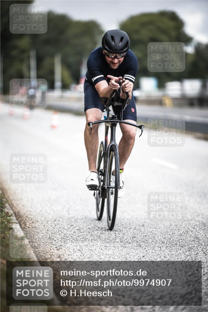 16.08.2026 - KN Förde Triathlon 2026 H.Heesch http://msf.ph/oto/9974907 16.08.2026 11:07:23 Radfahren 302, 322, 328, 345, 348, 371 meine-sportfotos.de