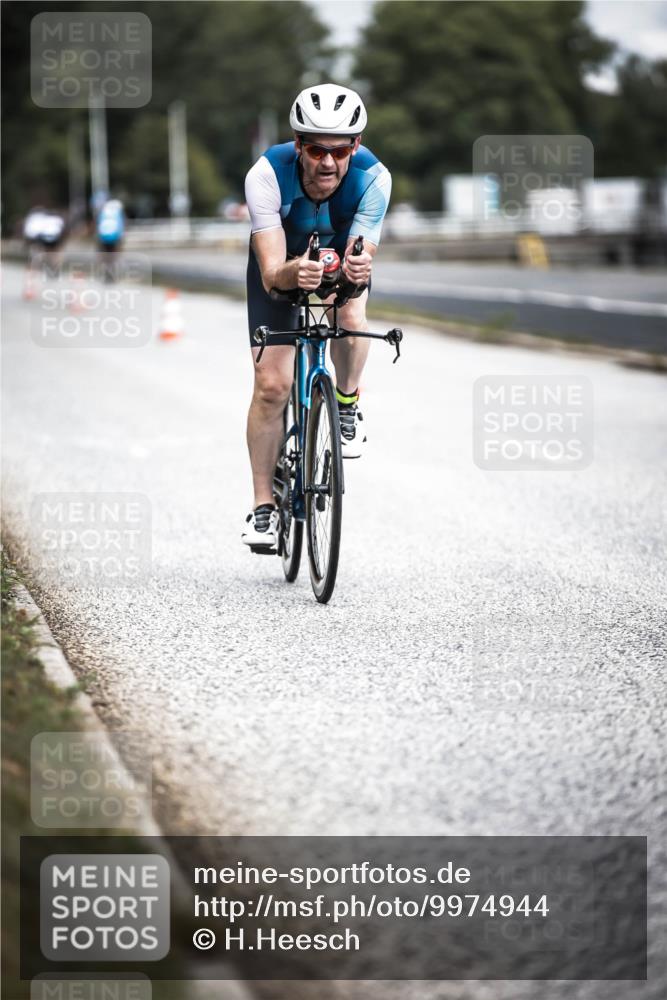16.08.2026 - KN Förde Triathlon 2026 H.Heesch http://msf.ph/oto/9974944 16.08.2026 11:07:37 Radfahren 330, 350, 355 meine-sportfotos.de