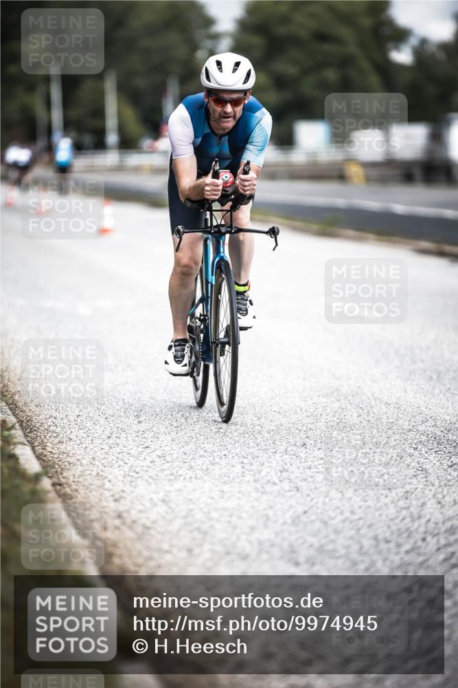 16.08.2026 - KN Förde Triathlon 2026 H.Heesch http://msf.ph/oto/9974945 16.08.2026 11:07:37 Radfahren 330, 350, 355 meine-sportfotos.de