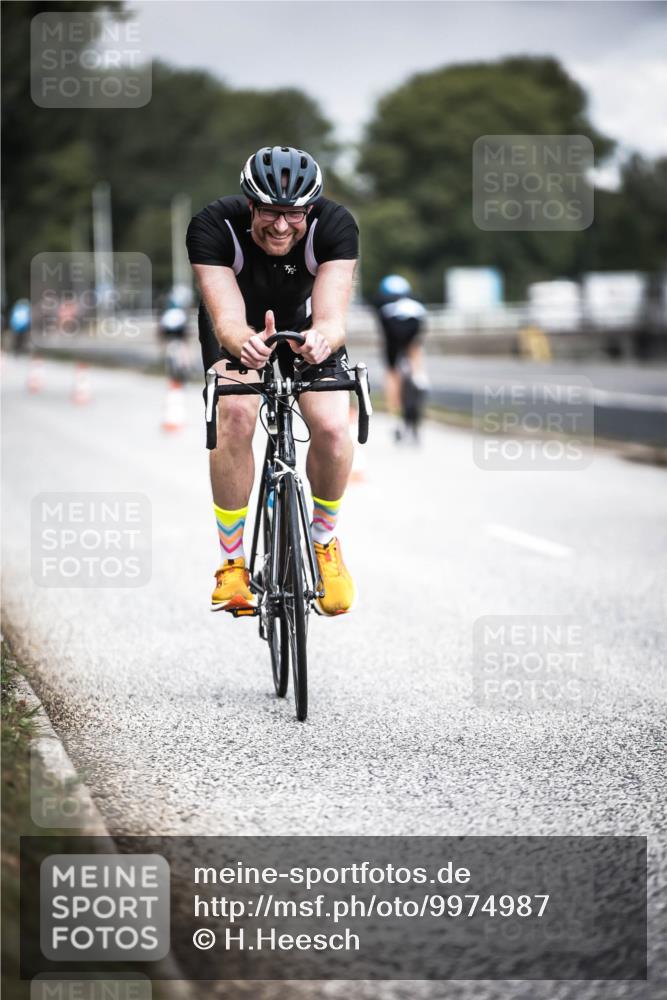 16.08.2026 - KN Förde Triathlon 2026 H.Heesch http://msf.ph/oto/9974987 16.08.2026 11:07:44 Radfahren 355, 367, 391 meine-sportfotos.de