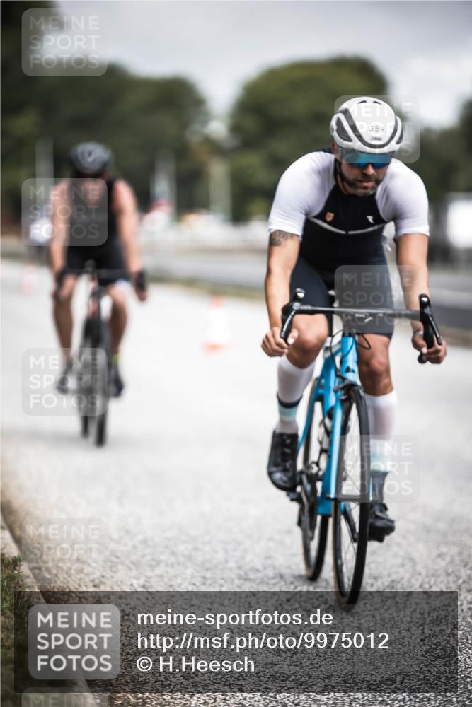 16.08.2026 - KN Förde Triathlon 2026 H.Heesch http://msf.ph/oto/9975012 16.08.2026 11:08:05 Radfahren 301, 307, 359, 382, 804 meine-sportfotos.de