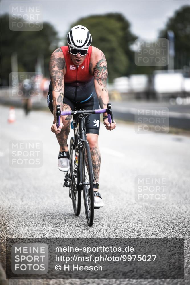 16.08.2026 - KN Förde Triathlon 2026 H.Heesch http://msf.ph/oto/9975027 16.08.2026 11:08:36 Radfahren 342, 346 meine-sportfotos.de