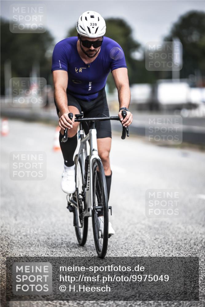 16.08.2026 - KN Förde Triathlon 2026 H.Heesch http://msf.ph/oto/9975049 16.08.2026 11:08:46 Radfahren 311, 318, 339, 352, 365, 372 meine-sportfotos.de