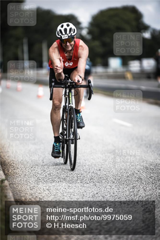 16.08.2026 - KN Förde Triathlon 2026 H.Heesch http://msf.ph/oto/9975059 16.08.2026 11:09:13 Radfahren 304, 308, 317, 353, 354, 368 meine-sportfotos.de
