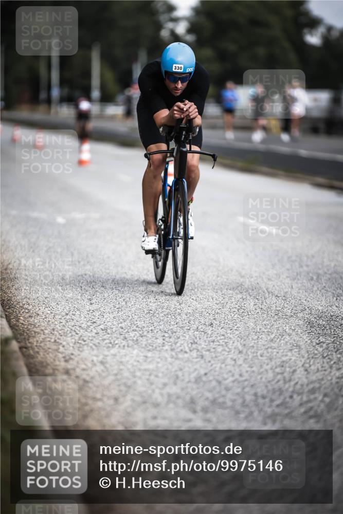 16.08.2026 - KN Förde Triathlon 2026 H.Heesch http://msf.ph/oto/9975146 16.08.2026 11:09:36 Radfahren 305, 330, 377, 389 meine-sportfotos.de