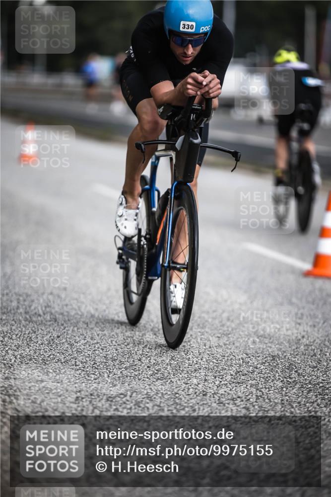 16.08.2026 - KN Förde Triathlon 2026 H.Heesch http://msf.ph/oto/9975155 16.08.2026 11:09:36 Radfahren 305, 330, 377, 389 meine-sportfotos.de