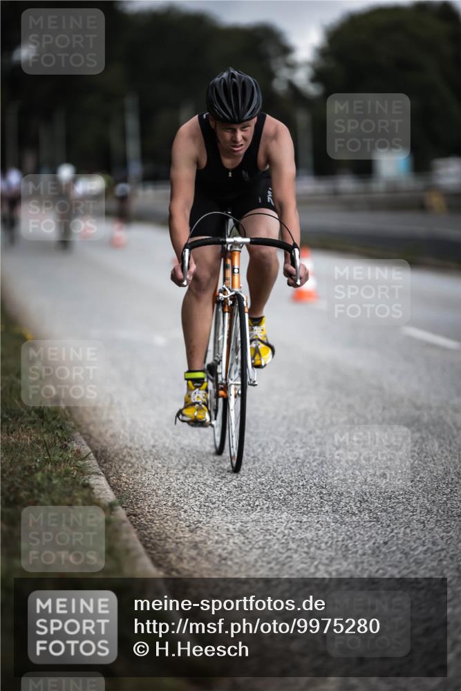 16.08.2026 - KN Förde Triathlon 2026 H.Heesch http://msf.ph/oto/9975280 16.08.2026 11:10:28 Radfahren 301, 310, 313, 323, 383 meine-sportfotos.de