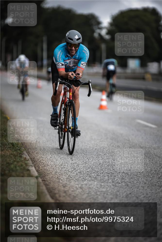 16.08.2026 - KN Förde Triathlon 2026 H.Heesch http://msf.ph/oto/9975324 16.08.2026 11:10:50 Radfahren 318, 338, 403 meine-sportfotos.de