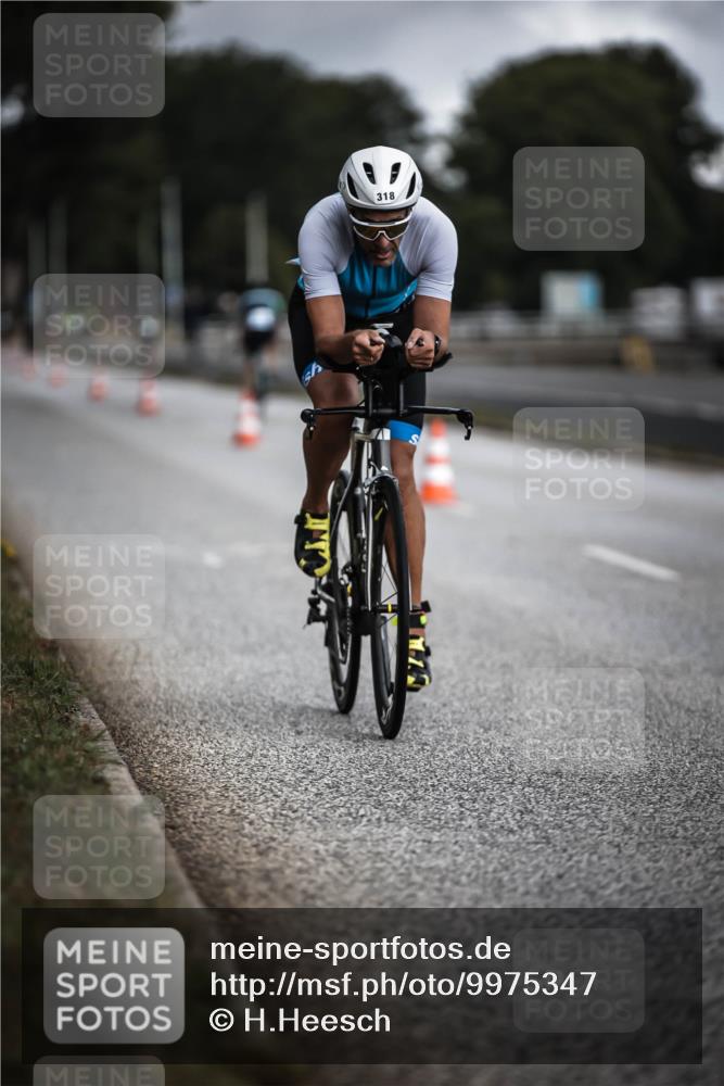 16.08.2026 - KN Förde Triathlon 2026 H.Heesch http://msf.ph/oto/9975347 16.08.2026 11:10:52 Radfahren 318, 338 meine-sportfotos.de