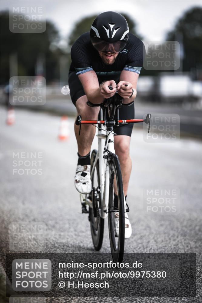 16.08.2026 - KN Förde Triathlon 2026 H.Heesch http://msf.ph/oto/9975380 16.08.2026 11:11:00 Radfahren 311, 316, 340, 394 meine-sportfotos.de