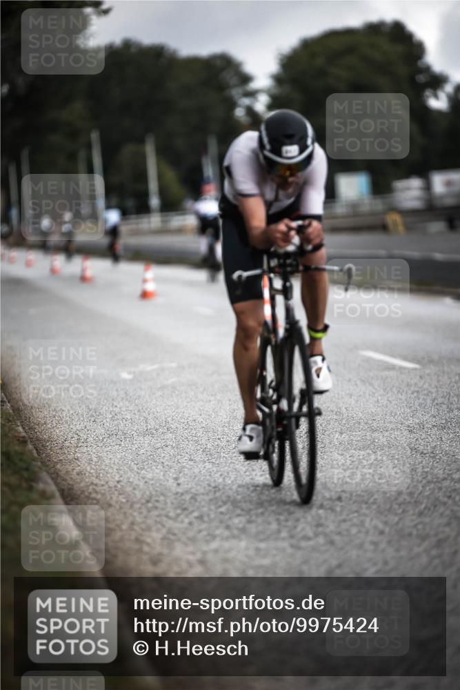 16.08.2026 - KN Förde Triathlon 2026 H.Heesch http://msf.ph/oto/9975424 16.08.2026 11:11:21 Radfahren 317, 386, 409, 430 meine-sportfotos.de