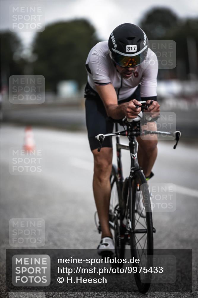 16.08.2026 - KN Förde Triathlon 2026 H.Heesch http://msf.ph/oto/9975433 16.08.2026 11:11:22 Radfahren 317, 353, 409, 430 meine-sportfotos.de