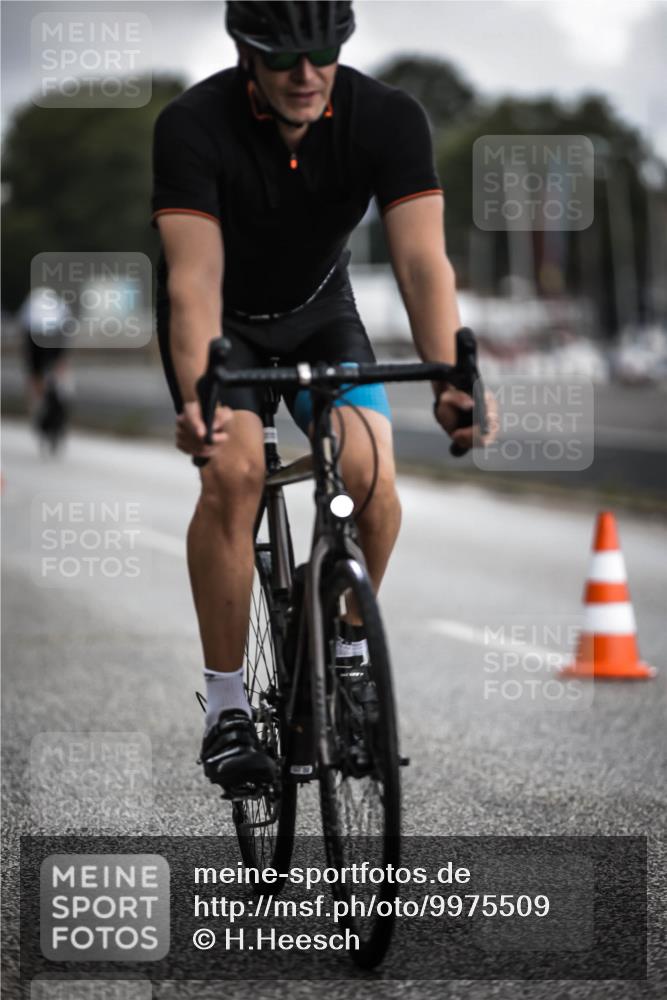 16.08.2026 - KN Förde Triathlon 2026 H.Heesch http://msf.ph/oto/9975509 16.08.2026 11:11:49 Radfahren 305, 368, 398 meine-sportfotos.de