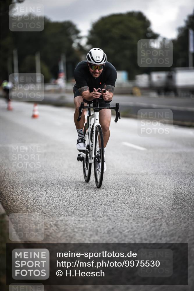 16.08.2026 - KN Förde Triathlon 2026 H.Heesch http://msf.ph/oto/9975530 16.08.2026 11:11:55 Radfahren 305, 337, 370, 373, 377, 397, 398 meine-sportfotos.de