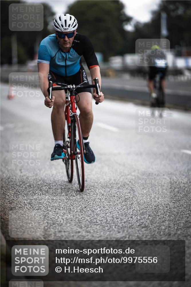 16.08.2026 - KN Förde Triathlon 2026 H.Heesch http://msf.ph/oto/9975556 16.08.2026 11:11:59 Radfahren 337, 357, 369, 370, 389, 397 meine-sportfotos.de