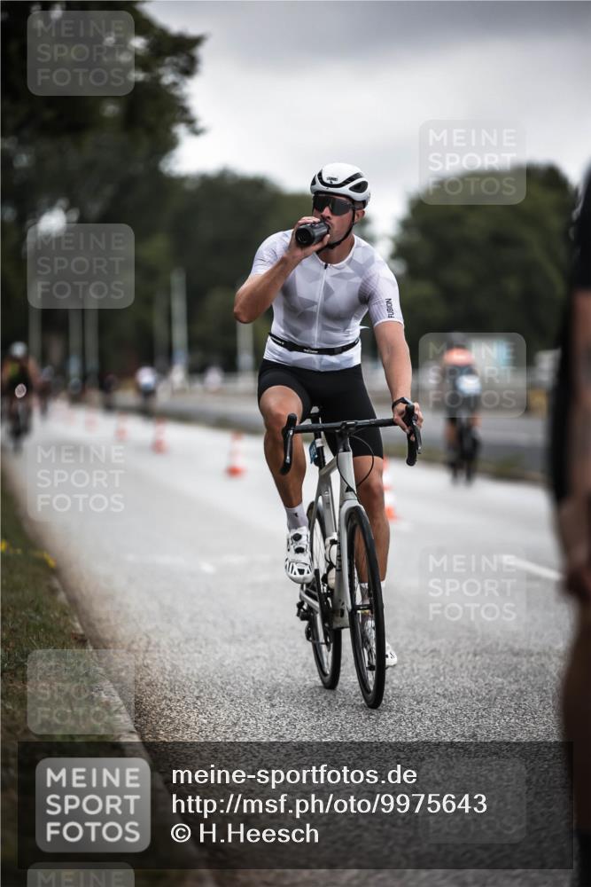 16.08.2026 - KN Förde Triathlon 2026 H.Heesch http://msf.ph/oto/9975643 16.08.2026 11:12:21 Radfahren 315, 388, 400, 408 meine-sportfotos.de