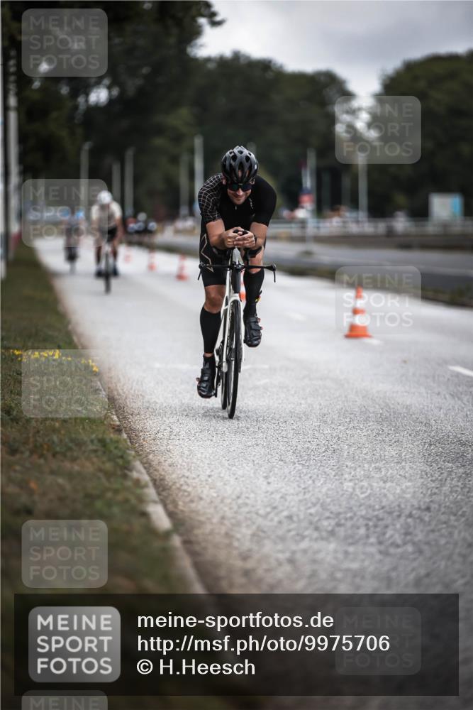 16.08.2026 - KN Förde Triathlon 2026 H.Heesch http://msf.ph/oto/9975706 16.08.2026 11:12:39 Radfahren 323, 325, 374, 395, 407, 412 meine-sportfotos.de
