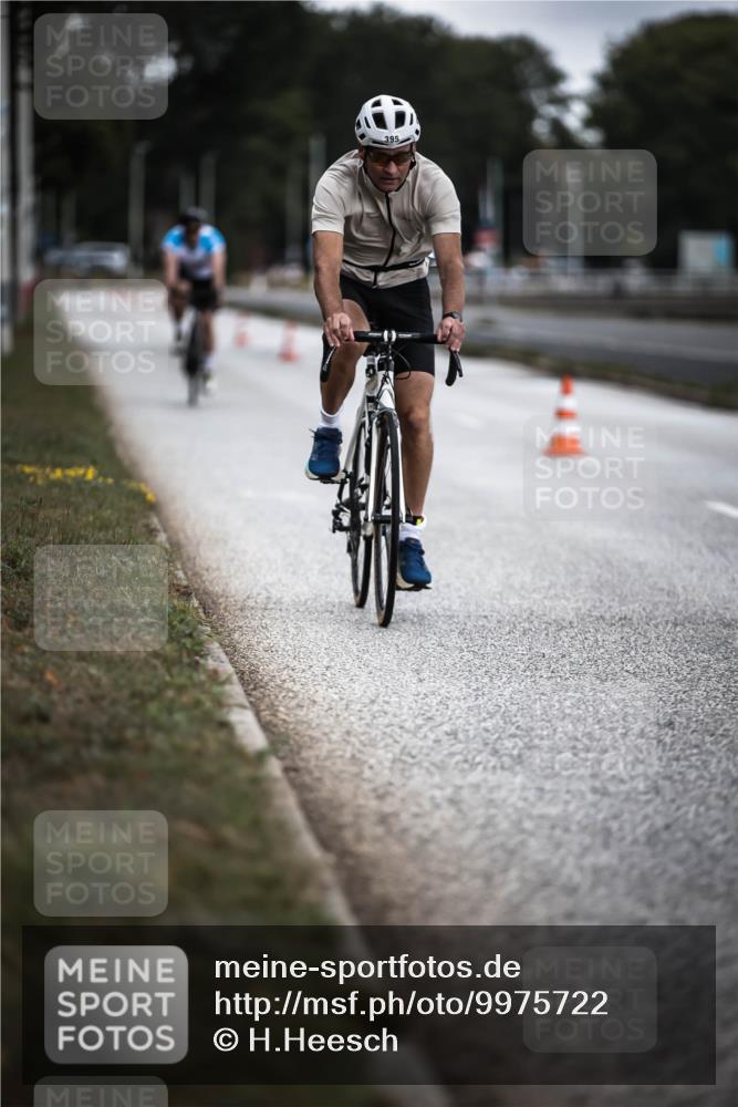 16.08.2026 - KN Förde Triathlon 2026 H.Heesch http://msf.ph/oto/9975722 16.08.2026 11:12:43 Radfahren 395, 407, 410 meine-sportfotos.de