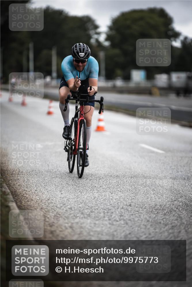 16.08.2026 - KN Förde Triathlon 2026 H.Heesch http://msf.ph/oto/9975773 16.08.2026 11:13:12 Radfahren 403, 422 meine-sportfotos.de