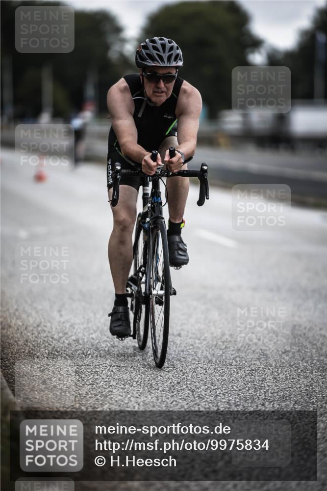16.08.2026 - KN Förde Triathlon 2026 H.Heesch http://msf.ph/oto/9975834 16.08.2026 11:13:25 Radfahren 321, 363, 375, 399 meine-sportfotos.de