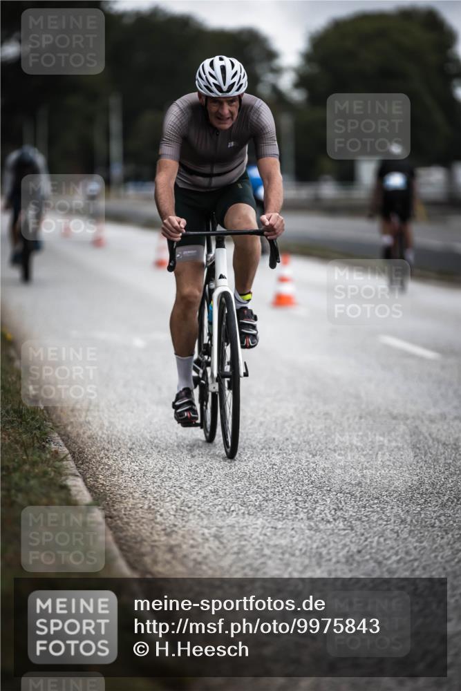 16.08.2026 - KN Förde Triathlon 2026 H.Heesch http://msf.ph/oto/9975843 16.08.2026 11:13:31 Radfahren 316, 394, 413, 421 meine-sportfotos.de