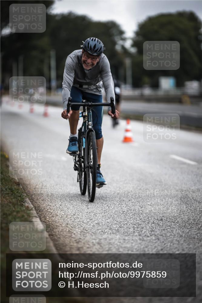 16.08.2026 - KN Förde Triathlon 2026 H.Heesch http://msf.ph/oto/9975859 16.08.2026 11:13:34 Radfahren 316, 394, 413, 421 meine-sportfotos.de