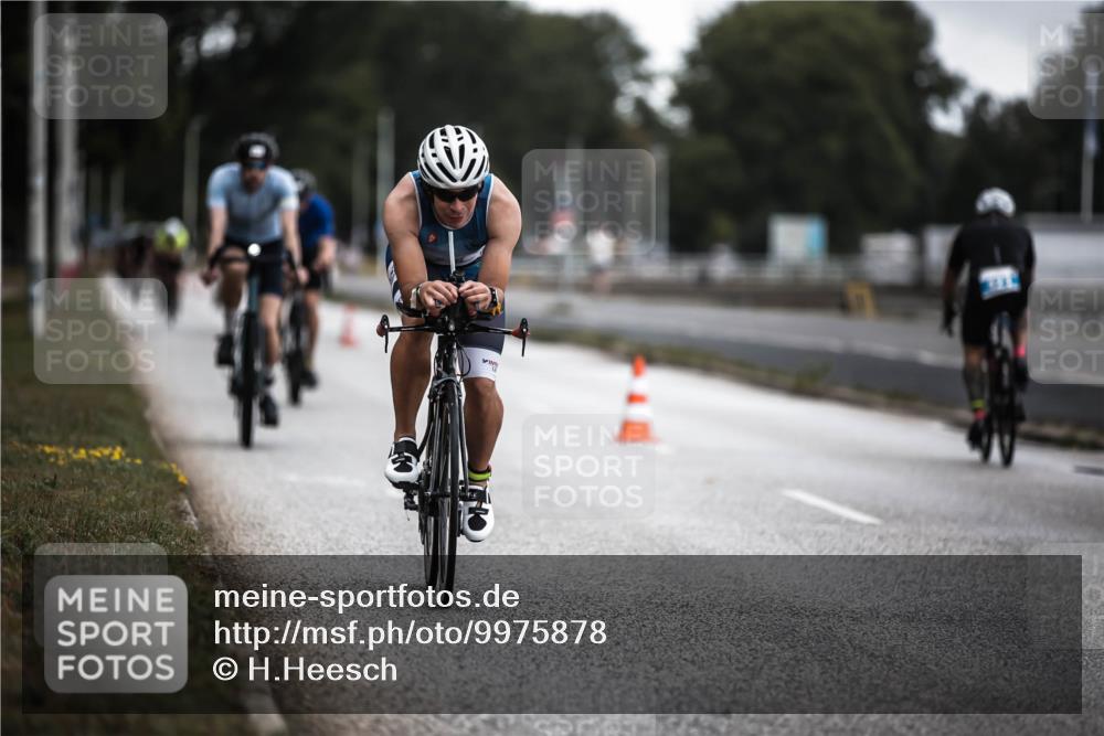 16.08.2026 - KN Förde Triathlon 2026 H.Heesch http://msf.ph/oto/9975878 16.08.2026 11:13:41 Radfahren 331, 360, 376, 386, 406, 430 meine-sportfotos.de