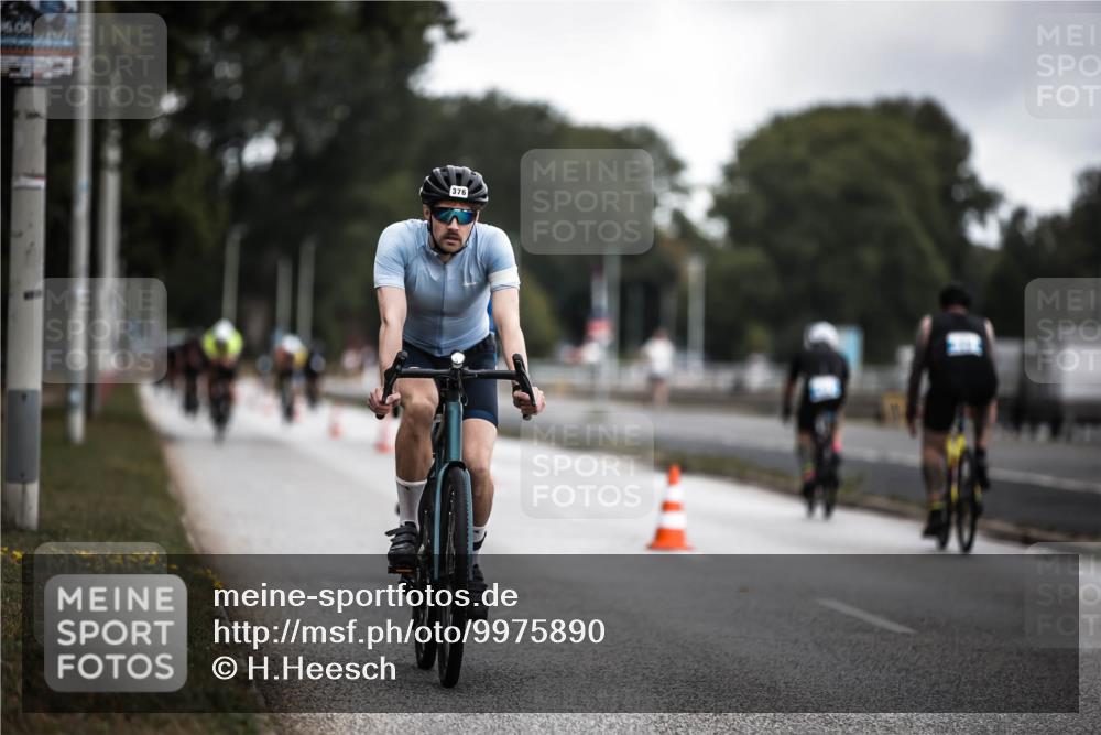 16.08.2026 - KN Förde Triathlon 2026 H.Heesch http://msf.ph/oto/9975890 16.08.2026 11:13:43 Radfahren 331, 360, 376, 386, 406, 430 meine-sportfotos.de