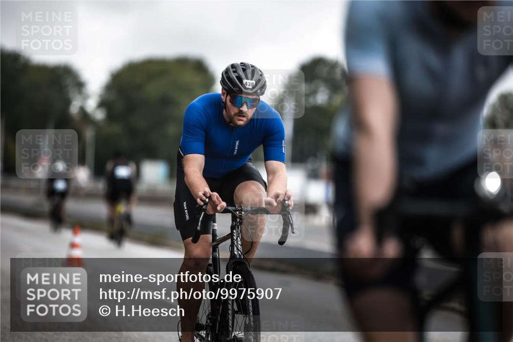 16.08.2026 - KN Förde Triathlon 2026 H.Heesch http://msf.ph/oto/9975907 16.08.2026 11:13:45 Radfahren 324, 331, 336, 360, 376, 386, 406, 430 meine-sportfotos.de