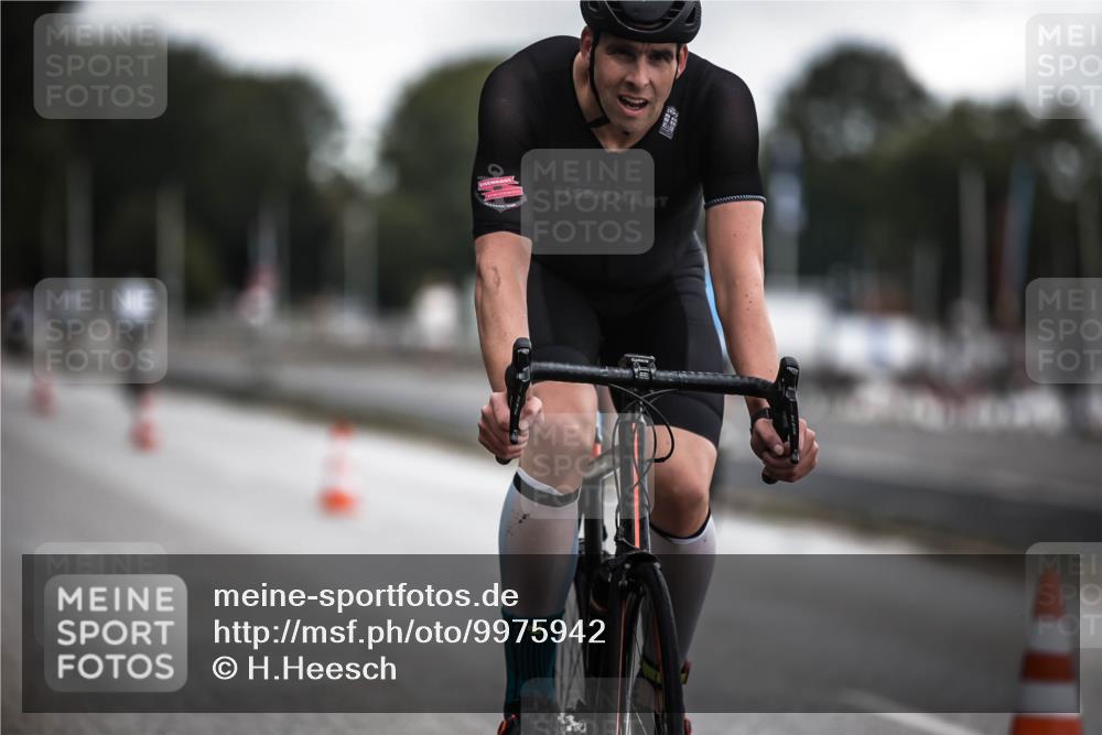 16.08.2026 - KN Förde Triathlon 2026 H.Heesch http://msf.ph/oto/9975942 16.08.2026 11:13:53 Radfahren 309, 320, 327, 336, 411 meine-sportfotos.de
