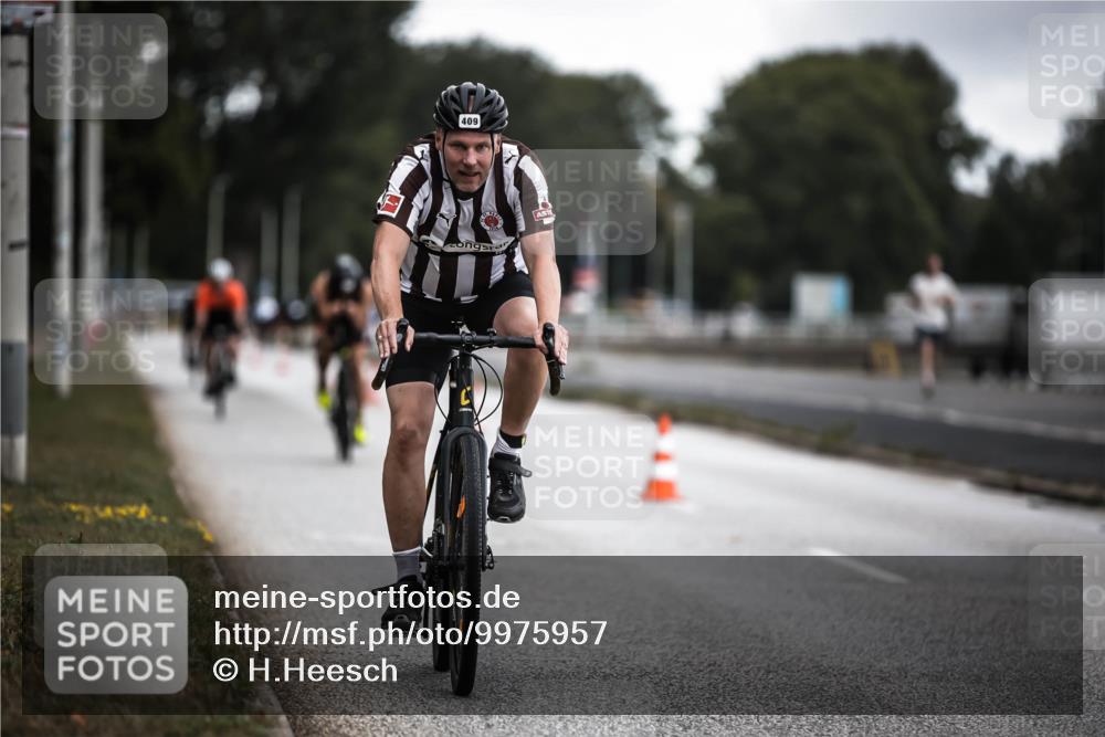 16.08.2026 - KN Förde Triathlon 2026 H.Heesch http://msf.ph/oto/9975957 16.08.2026 11:14:01 Radfahren 320, 373, 381, 402, 409 meine-sportfotos.de