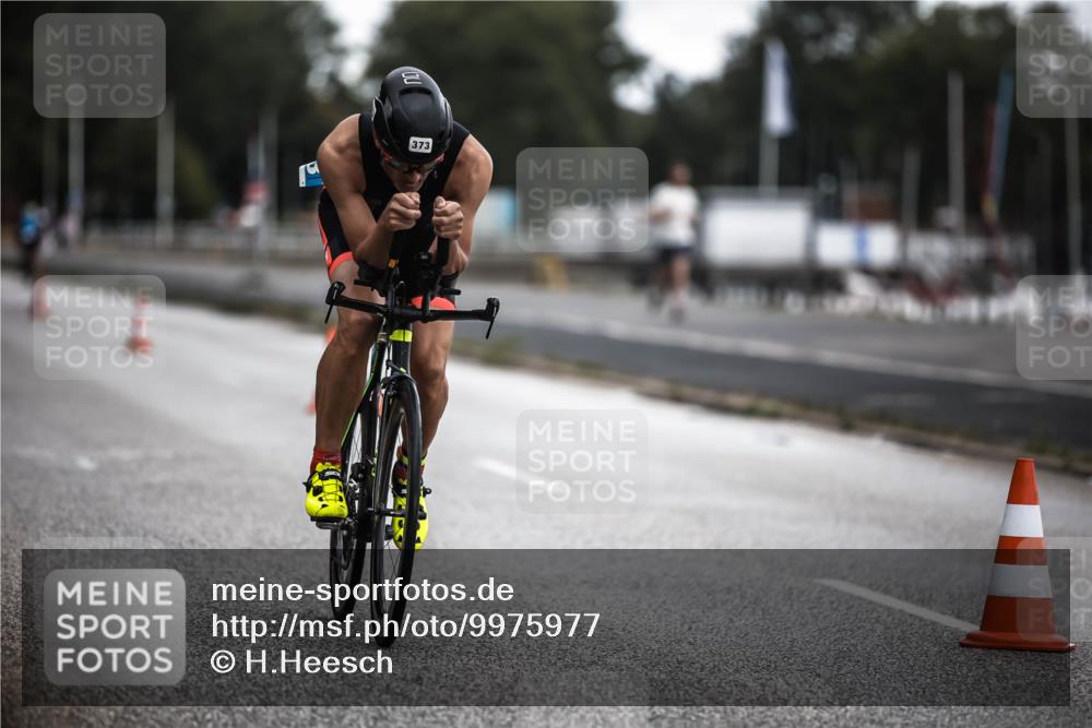 16.08.2026 - KN Förde Triathlon 2026 H.Heesch http://msf.ph/oto/9975977 16.08.2026 11:14:04 Radfahren 337, 373, 381, 401, 402, 409 meine-sportfotos.de