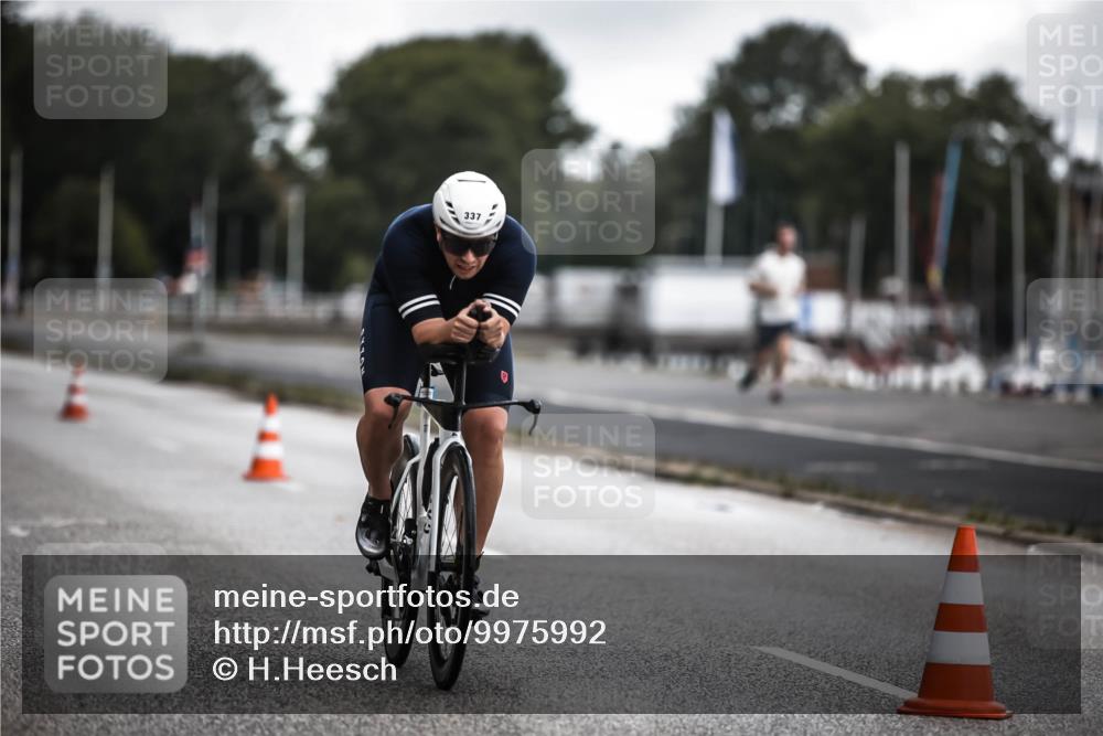 16.08.2026 - KN Förde Triathlon 2026 H.Heesch http://msf.ph/oto/9975992 16.08.2026 11:14:08 Radfahren 337, 401 meine-sportfotos.de